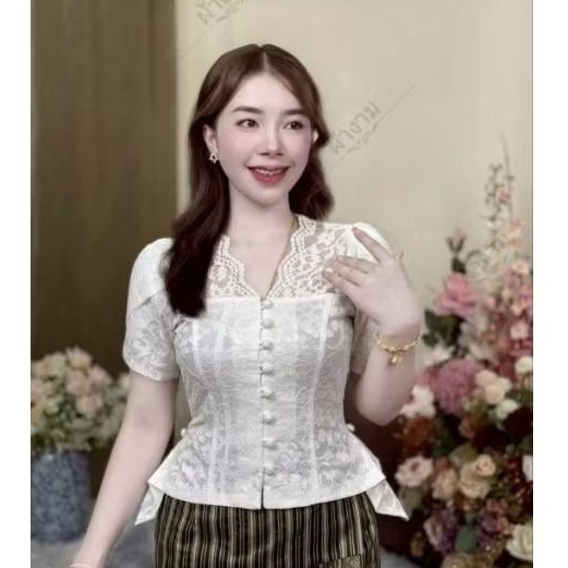 เสื้อลูกไม้อิตาลีแขนกลีบบัว เอวจีบ - รูปที่ 3