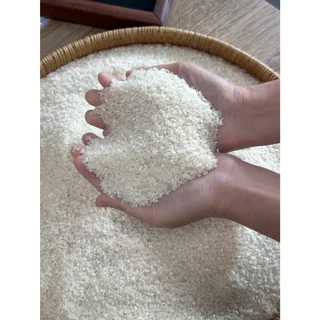 ปลายข้าวท่อน(ข้าวเก่า) ขนาด 5 กิโล ปลายข้าวเลี้ยงสัตว์