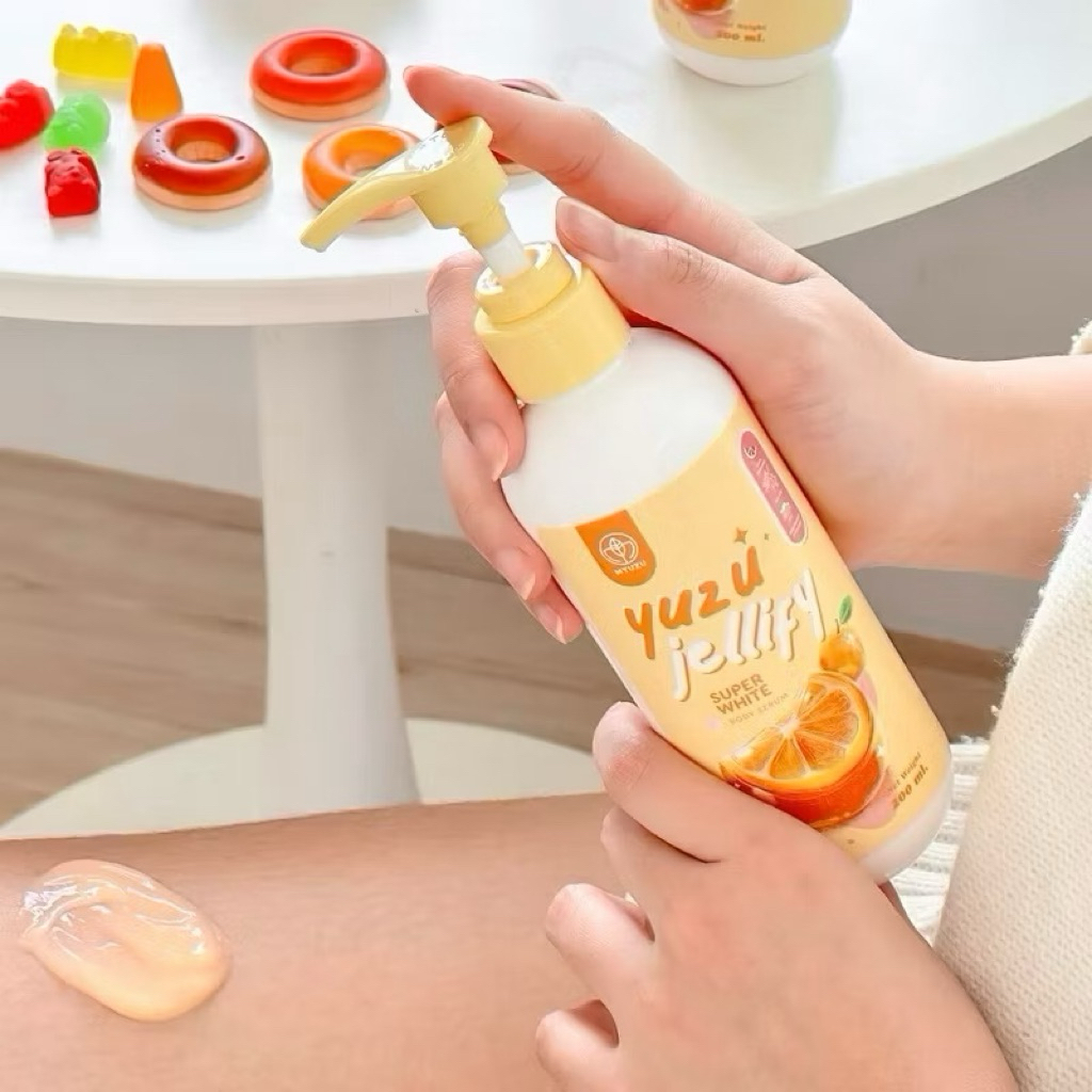 เจลลี่เซรั่ม สูตรมาส์กผิวญี่ปุ่น Yuzu Jellify  Super White Body Serum ปริมาณ 200 ml.