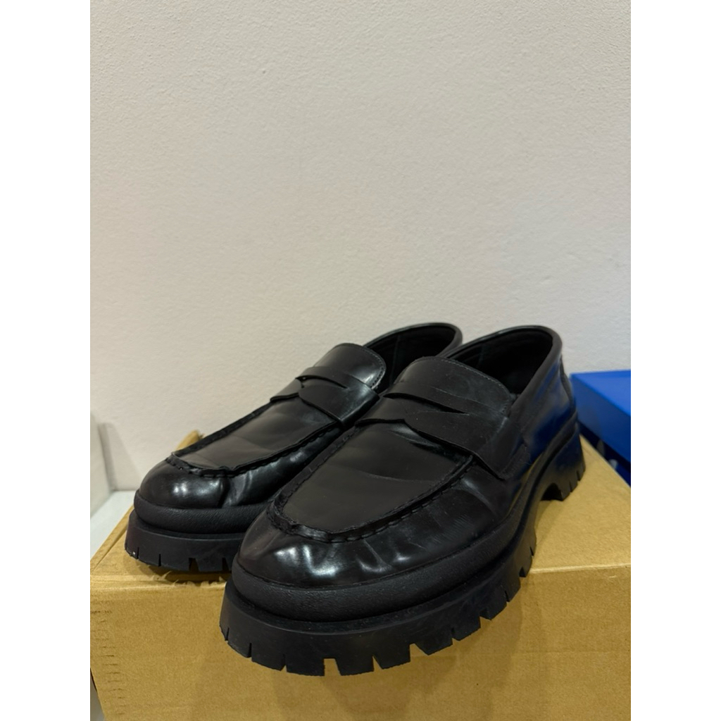 รองเท้า penny loafer มือ 2