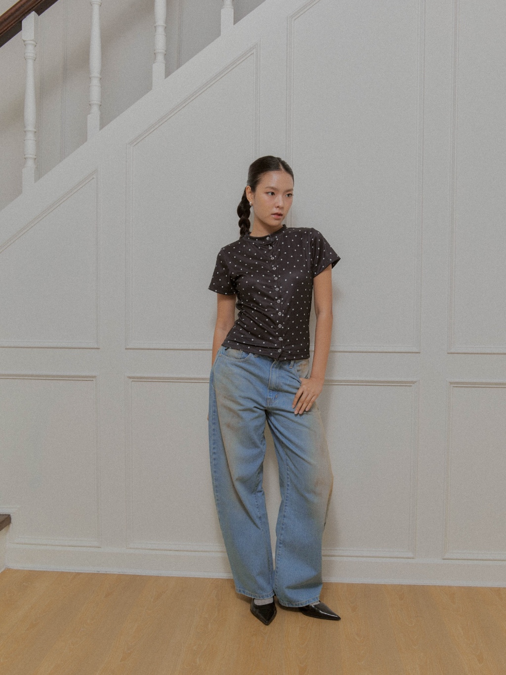 ENDOFMARCH | POLKA DOTS SHIRT เสื้อลายจุด กระดุมสแนป สีขาว-ดำ