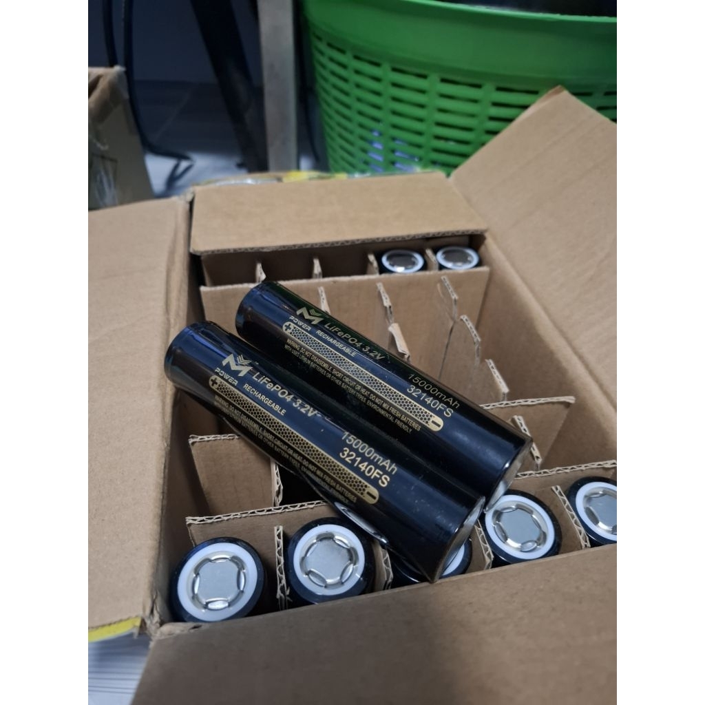 แบต​ลิเธียม​ฟอ​ส​เฟส​ 33140​ 3.2v.15000mah