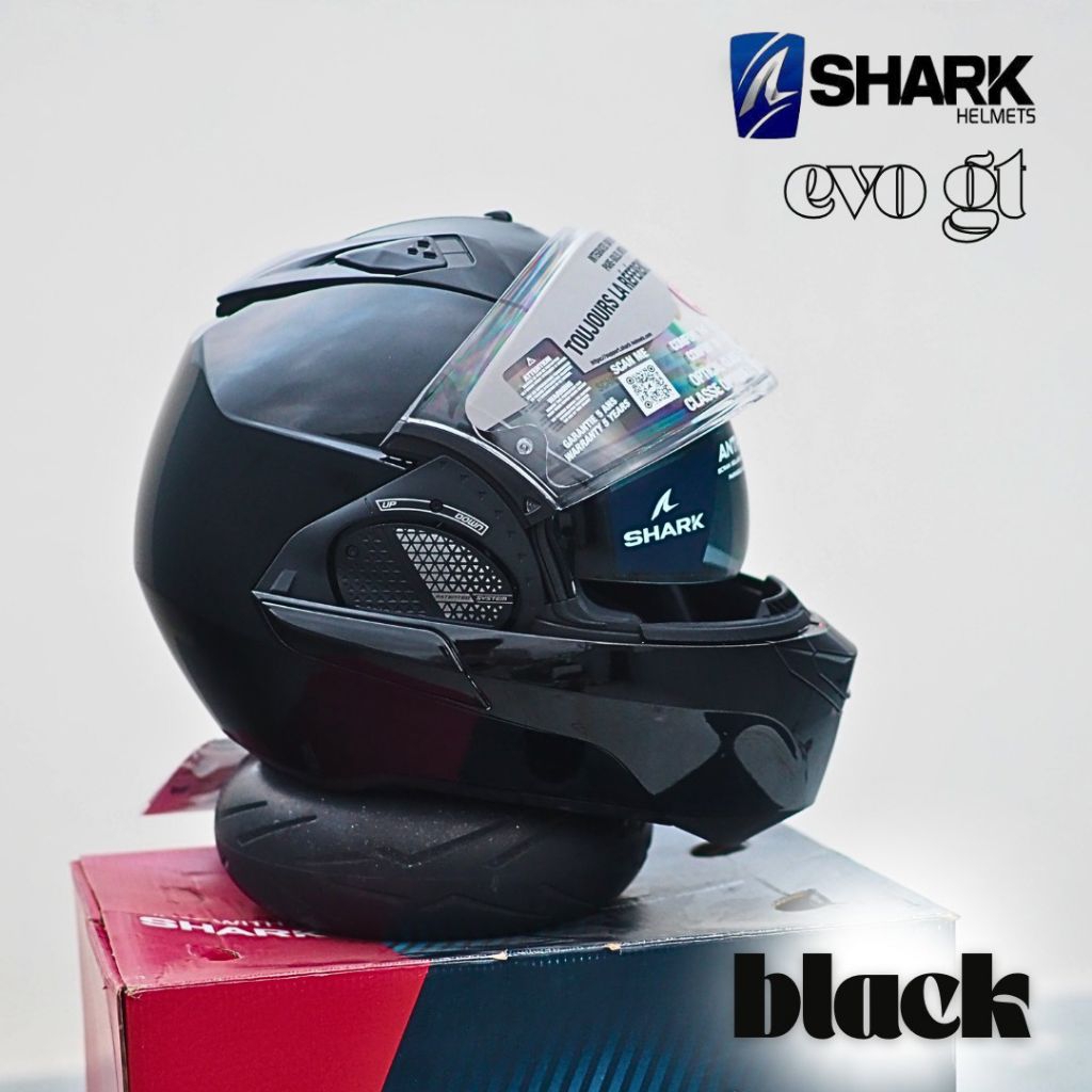 หมวกกันน็อค SHARK EVO GT