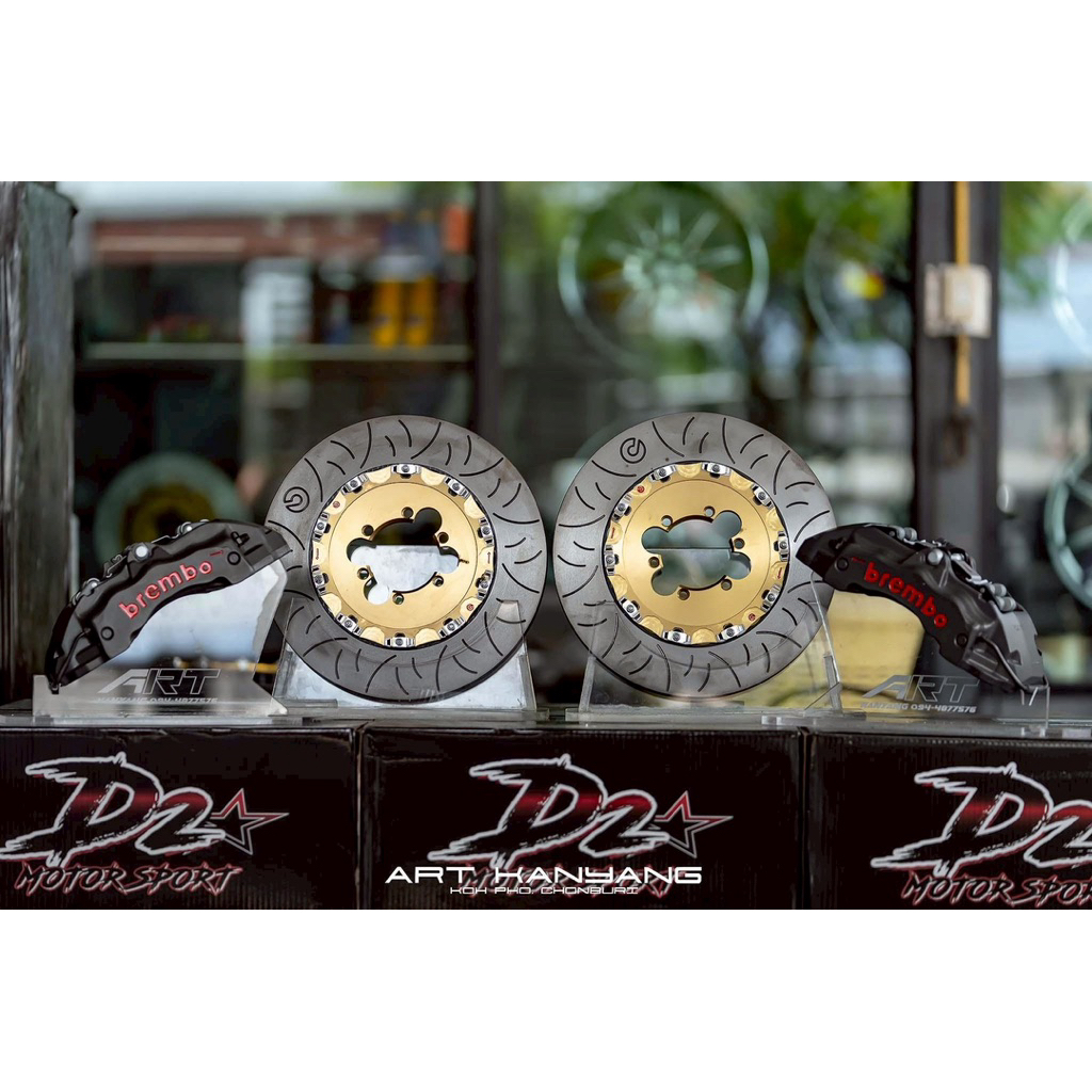 เบรกหน้าใส่2020-2025ตัวเตี้ย  ปั้ม Brembo Cayene 18Z แท้ สีเทา MONO CNC logo Brambo