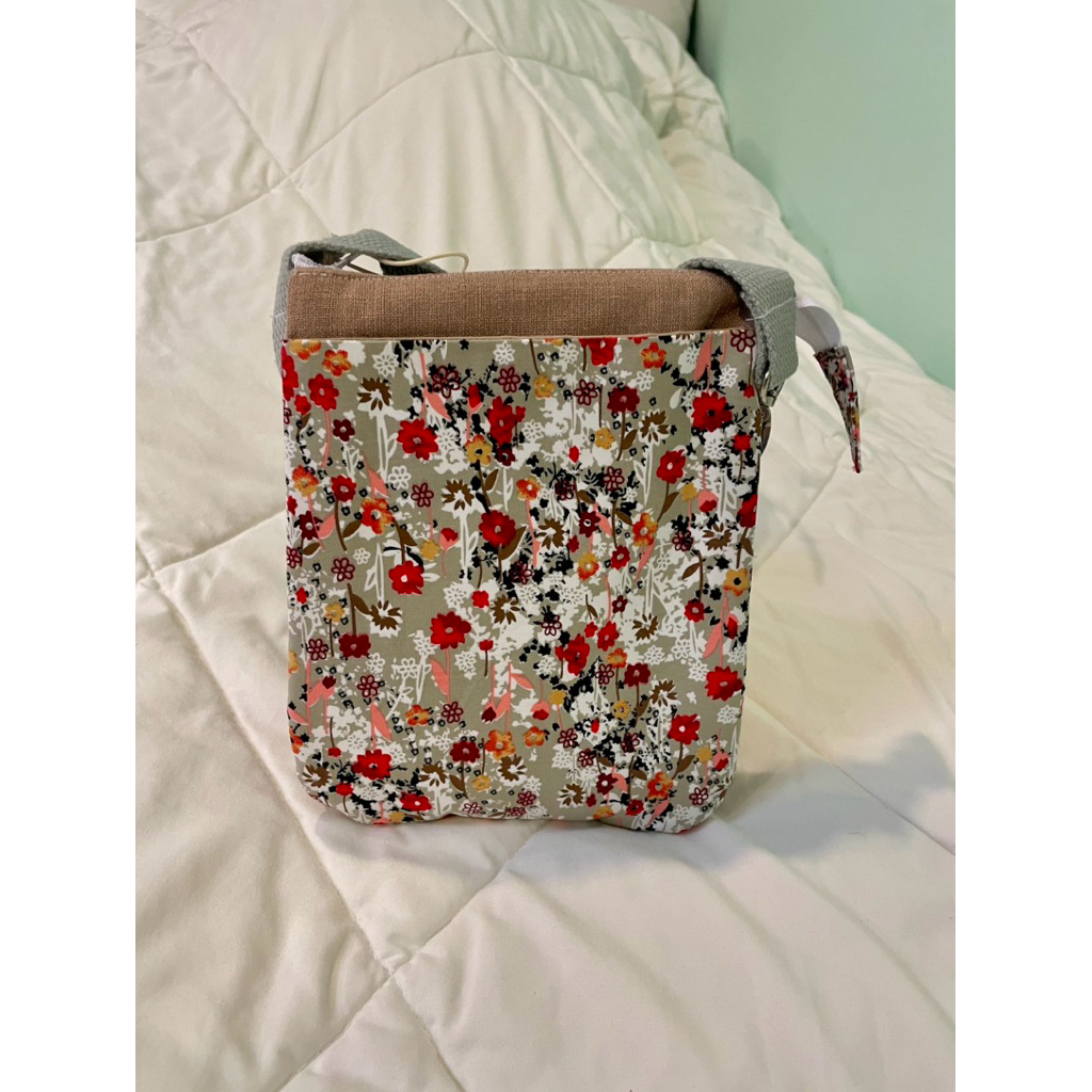 กระเป๋าสะพายแฮนด์เมด size S 👛 TS3