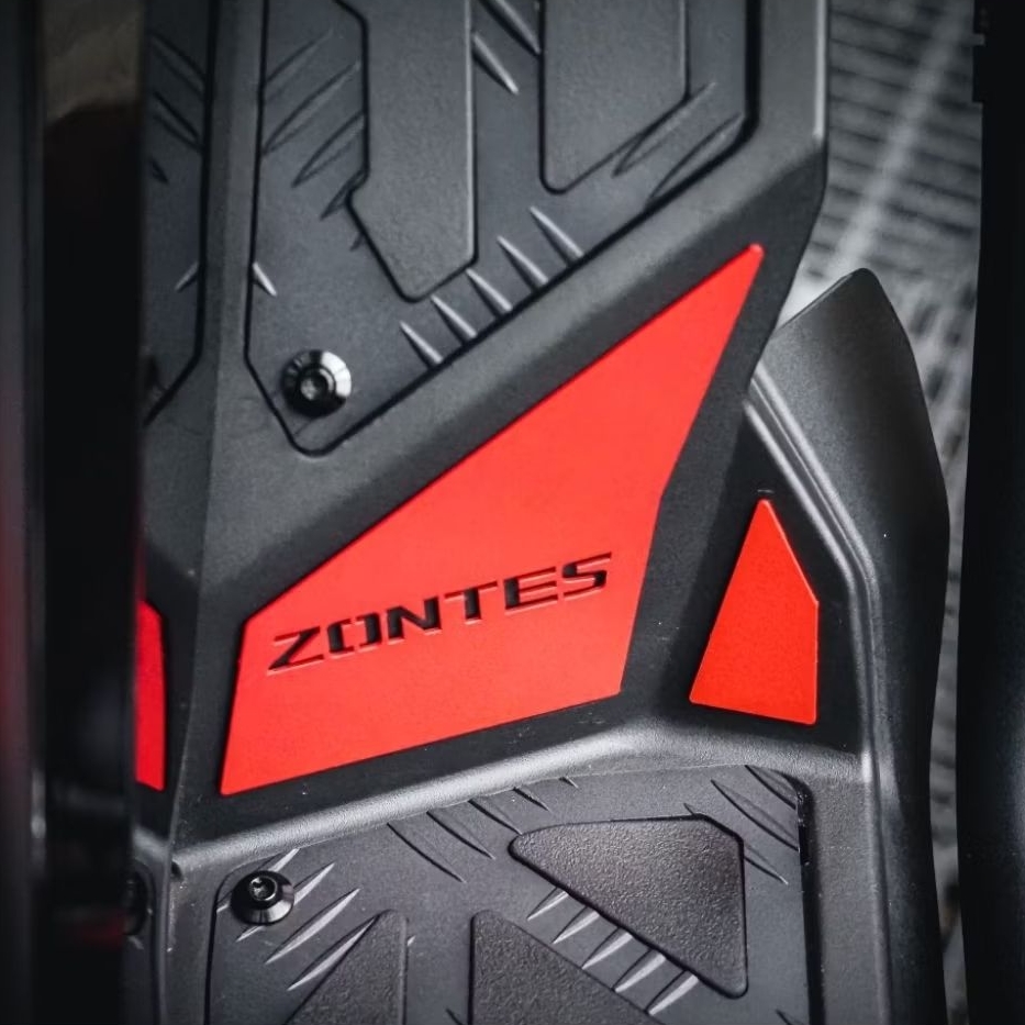 ใหม่!! เพลทกันรอย​ ZONTES​ 368G เพลทสแตนเลสคุณภาพ ไร้สนิมกวนใจ ทำสีพาวเดอร์โคท หล่อ เท่ ไม่เหมือนใคร : Pocenti Scooter - รูปที่ 2