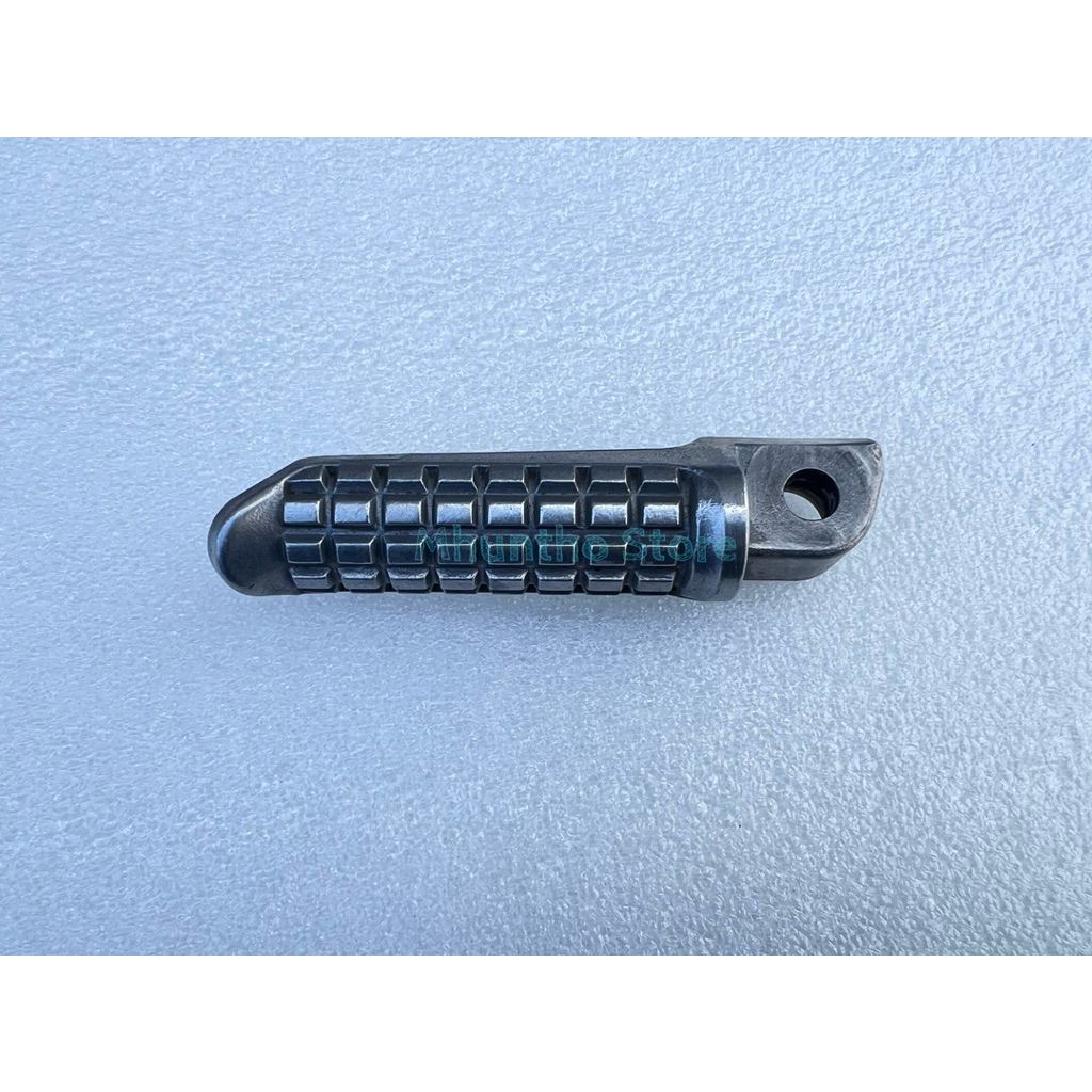 ที่เหยียบเท้าหลัง พักเท้าหลัง ด้านซ้าย สินค้าแท้มือสอง KAWASAKI Z300 NINJA300