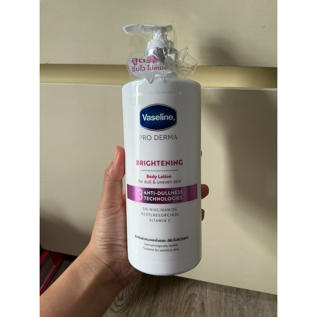 สูตรใหม่ อัพเกรดVaseline Proderma Body Lotion 465ml