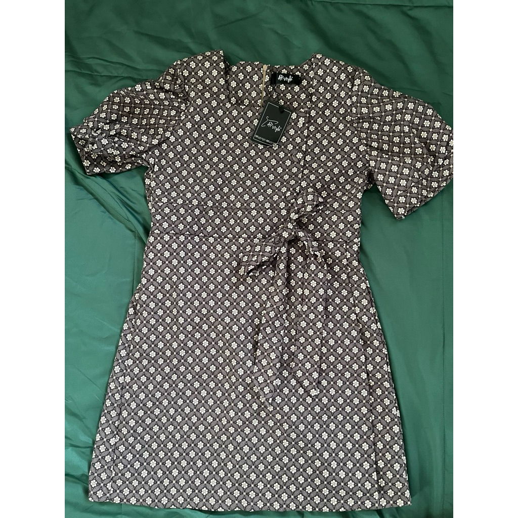 เดรสสั้นมือ1 พิมพ์ลายดอกป้าย AP Style size XLอก36-38เอว32 ยาว34🥰🥰🥰