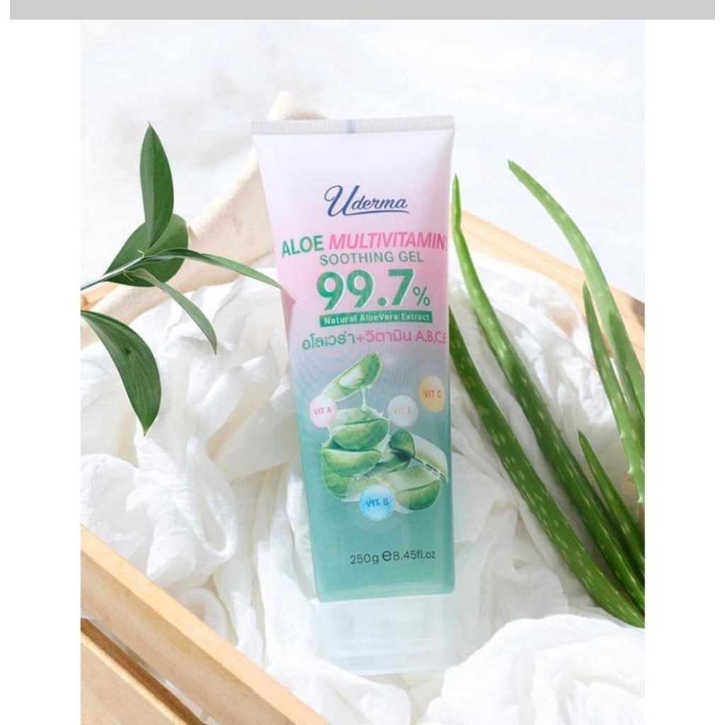 Uderma ซูตติ้งเจล Aloe Multivitamin Soothing Gel 250 กรัม
