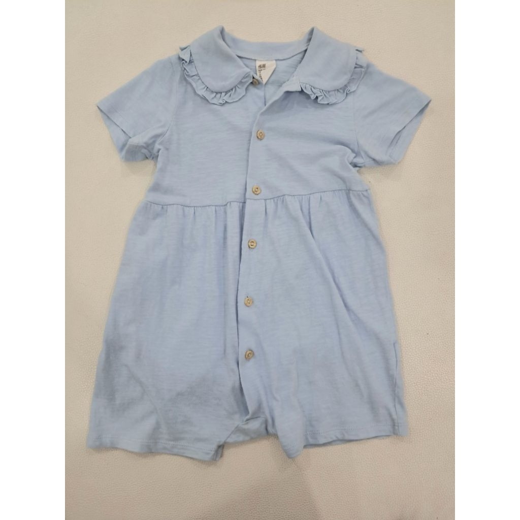จั๊มสูทเด็ก สีฟ้าอ่อน H&M size 11/2-2Y