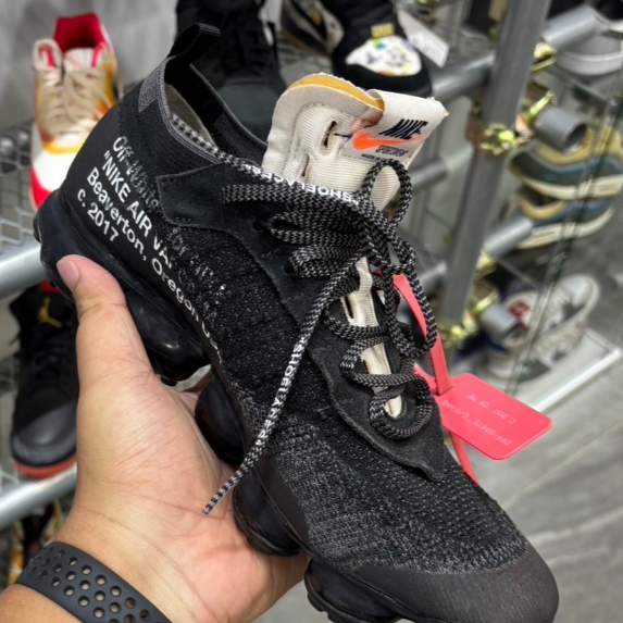 NIKE VAPOR MAXX OFF WHITE BLACK