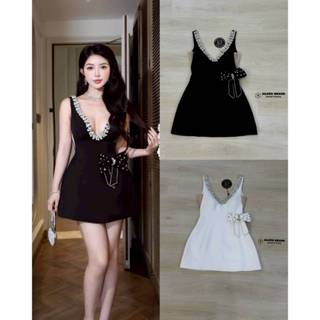 Aileen มินิเดรสแขนกุด คอวี ดีเทลแต่งเพชรเม็ดโตๆช่วงขอบคอ1