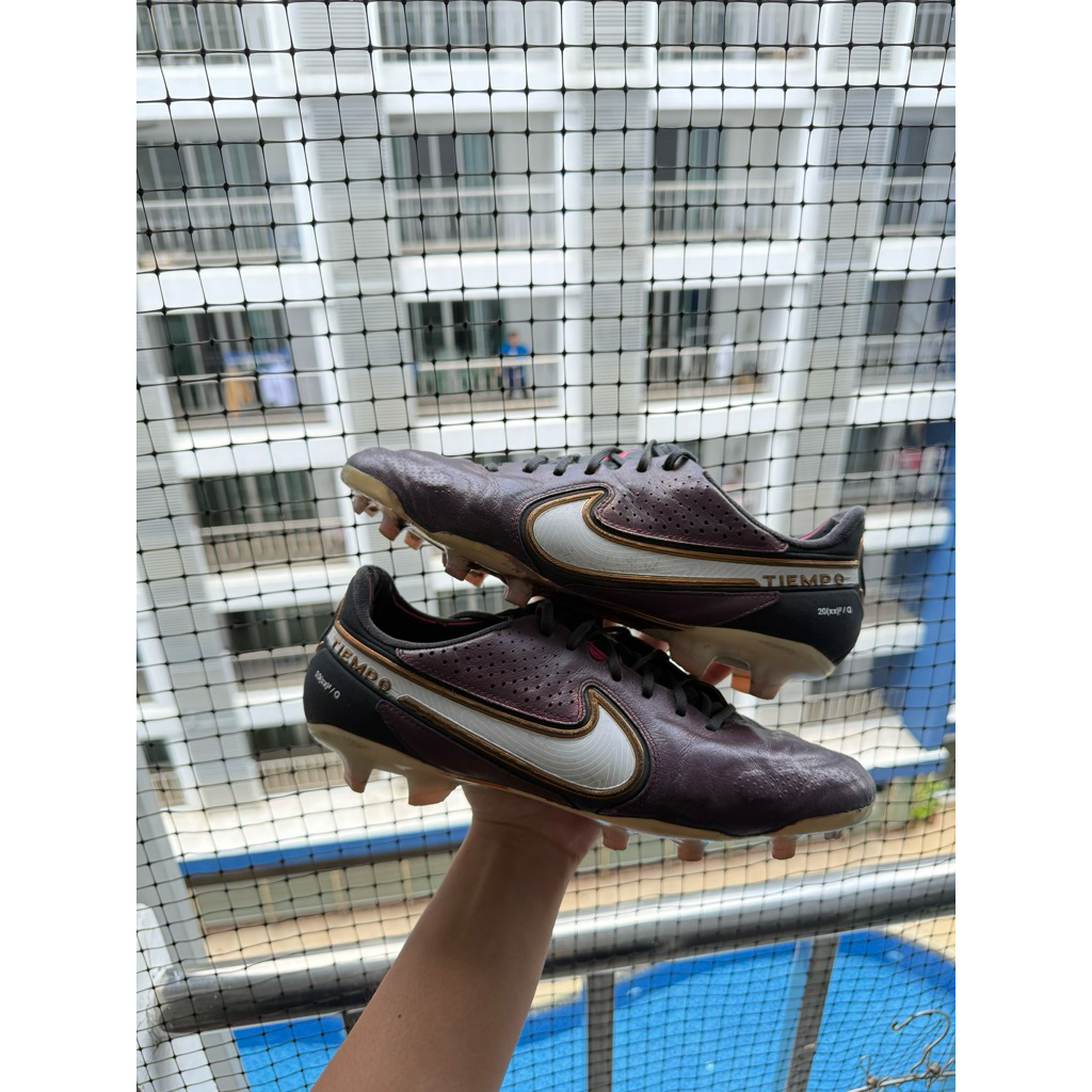 รองเท้าสตั๊ด NIKE TIEMPO