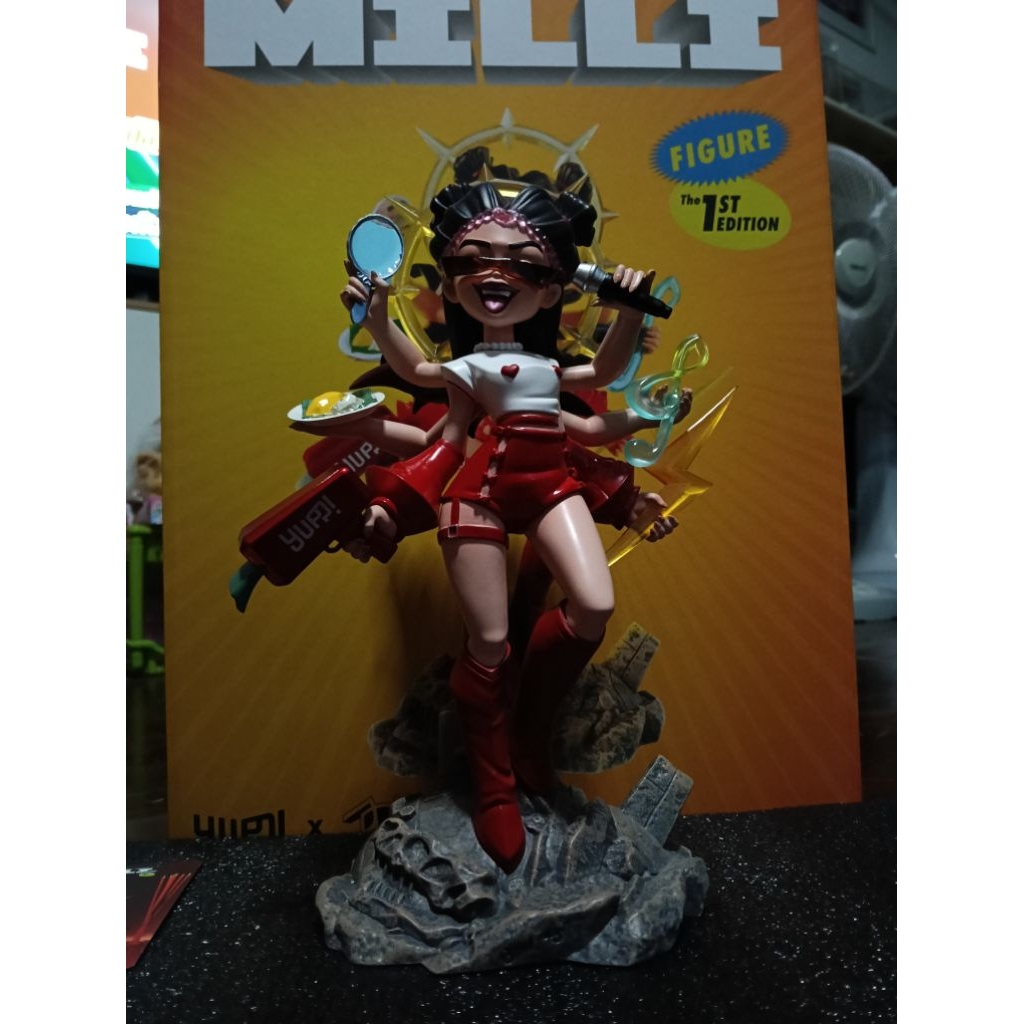 MILLI BABB BUM BUM THE 1ST FAN SIGN “ MILLI ” เจ้าแม่มิลลิ toylaxyงานแท้ สวย กล่องการ์ด ครบ สวย#Toyl