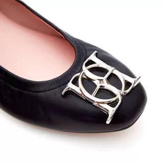 O&B รองเท้าหนังแกะ รุ่น AUDREY CREST IN SILVERY BLACK-11087SS06687F_F5BKXX