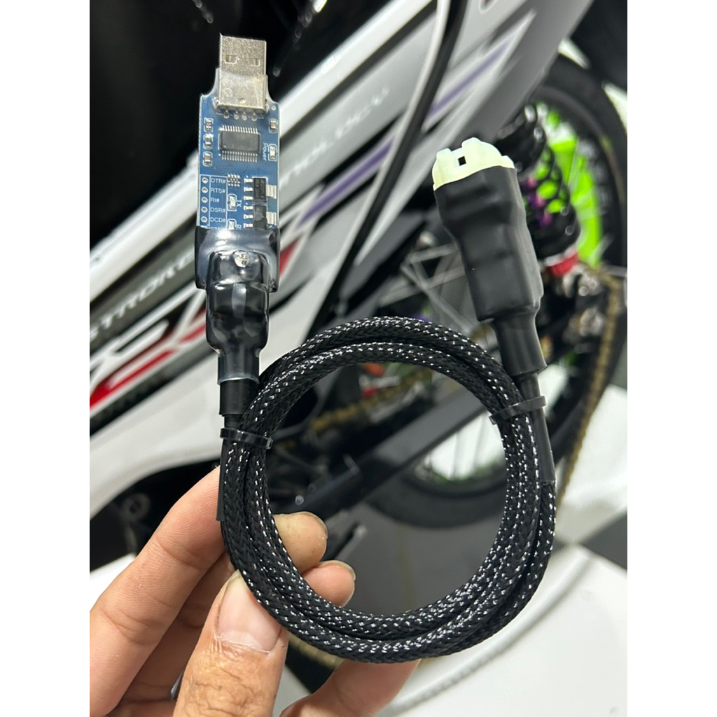 สายรีแมพอัดPCX -หรีดได้ ใช้เรี่ยวไทม์ได้มีกันไปย้อน 100%รับประกัน3เดือน สายยาว1.2-1.5เมตรแถมฟรีโปรแกรมดูรหัดกล่องPCX-เวฟ