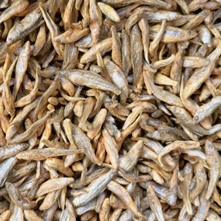 ปลาน้ำจืดฟรีซดราย 600g. Momosan ไม่เค็ม ขนมแมว ขนมสุนัข เพิ่มแคลเซียม ปลาอบแห้ง ไม่ปรุงรส ประมาณ 5ซม