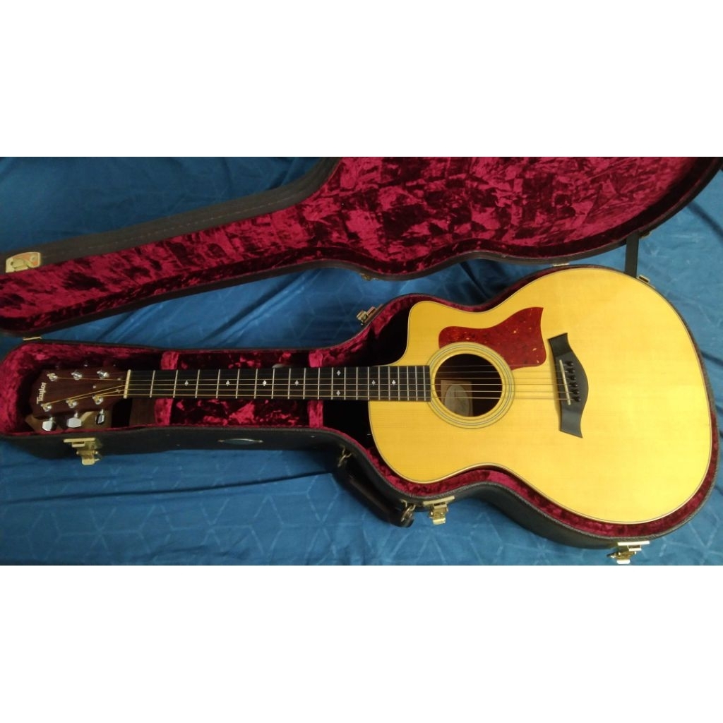 Taylor 214ce-K DLX มือสอง พร้อมเคสคู่ตัว