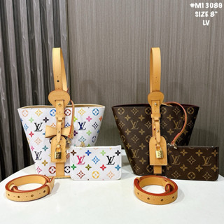 Hiend 💯🔥แอวีall in bb กระเป๋ารุ่นใหม่ล่าสุด กระเป๋าถือและสะพ…