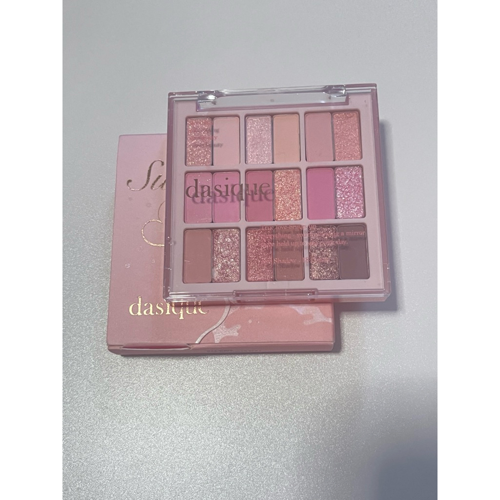 ส่งต่อDasique eyeshadow #23 summer coral