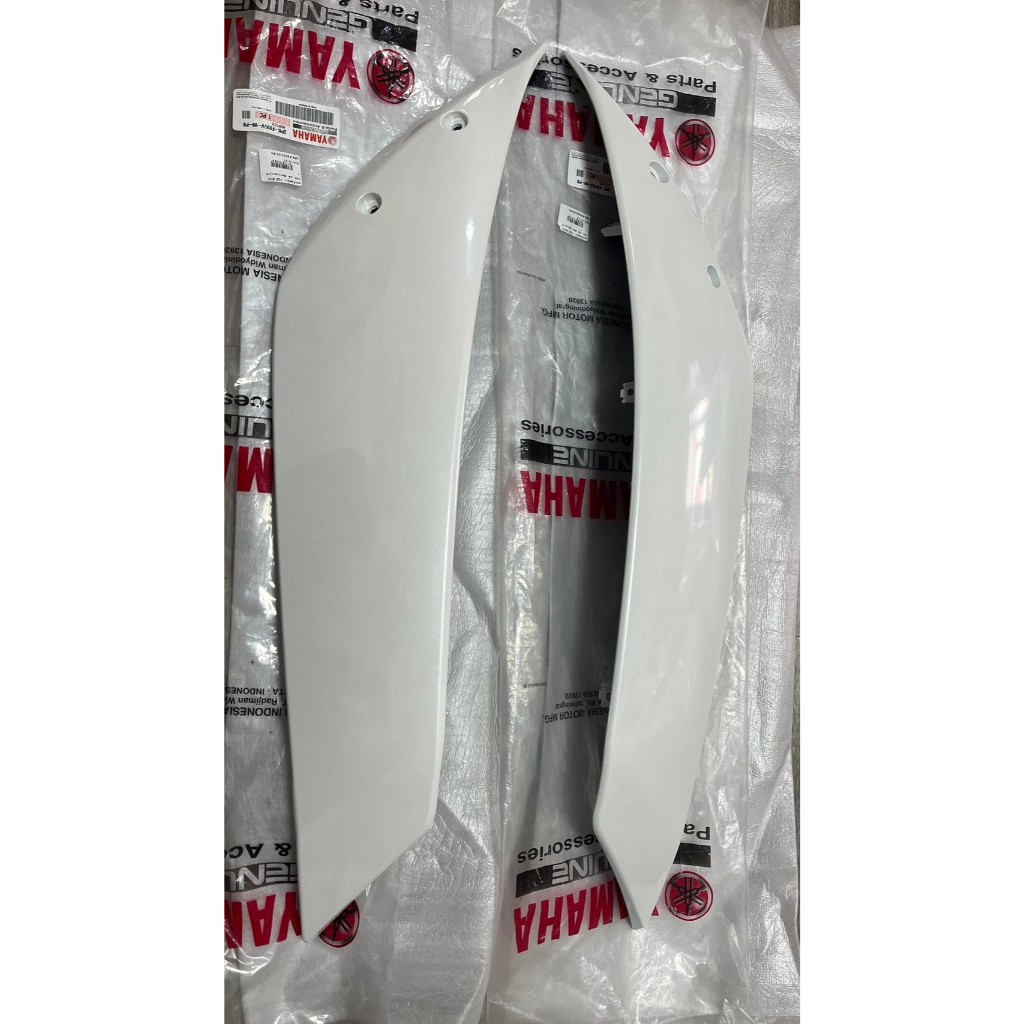 - แฟริ่งข้าง ซ้าย+ขวา  YZF-R15/2016 อะไหล่แท้เบิกศูนย์2PK-F835U-00-/2PK-F835V-00