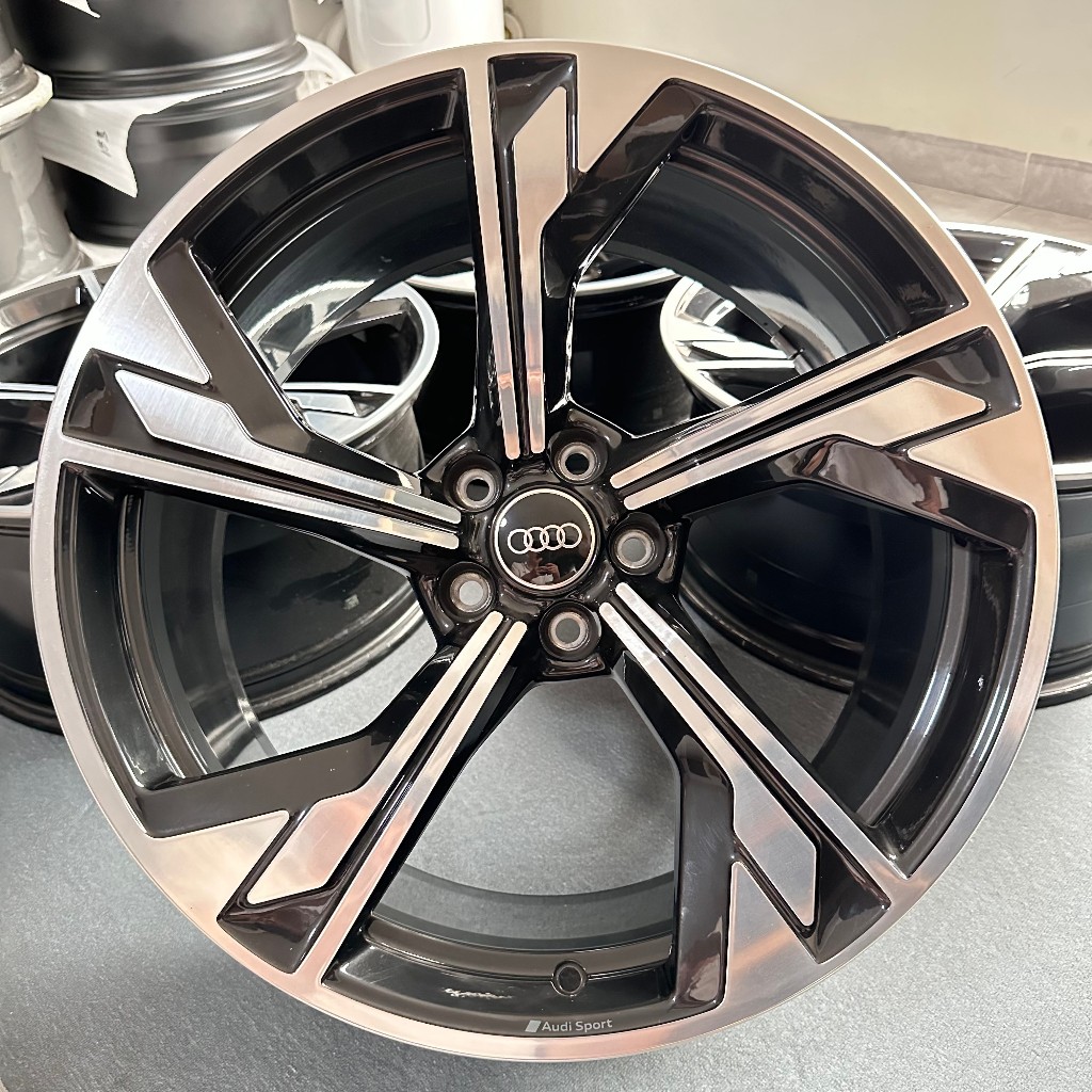 ล้อเดิม Audi RS4 ล้อ 20 นิ้ว RS5