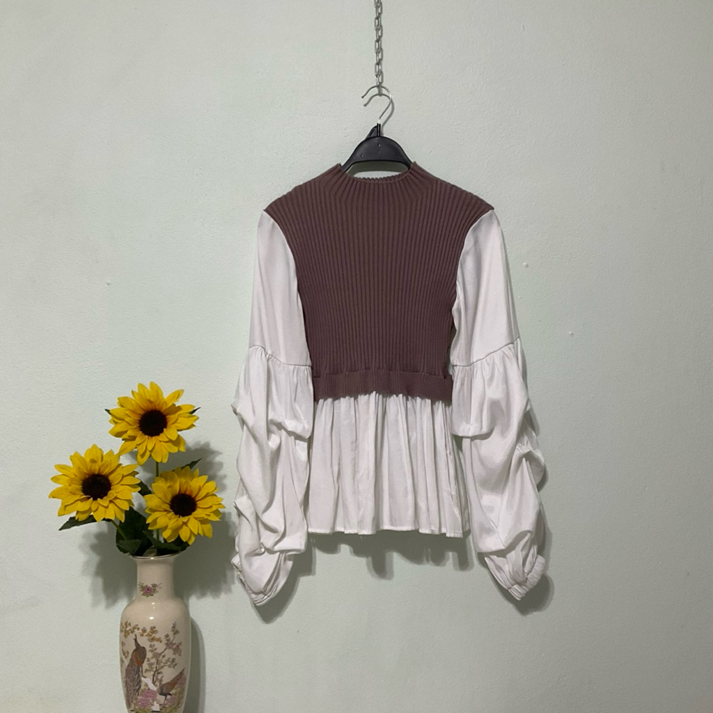 ST110 เสื้อเชิ้ตคอปีนแขนพอง continuer de nice claup ไซส์ F อกผ้า24-36“สวยมาก