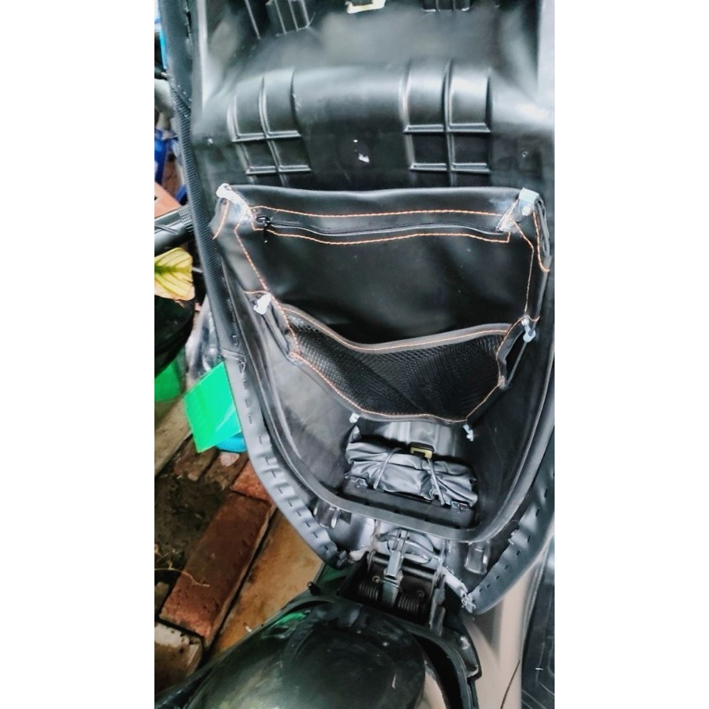 PCX ADV Click ทุกปี ติดได้ครับ กระเป๋าเก็บของใต้เบาะ