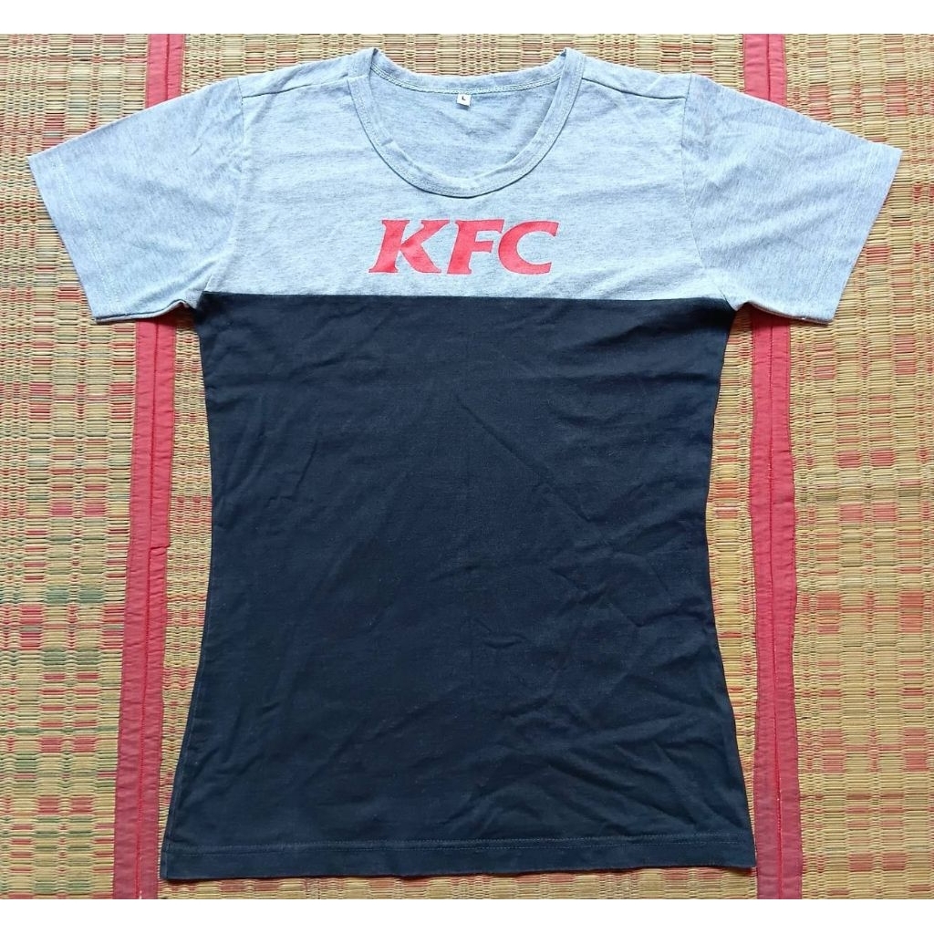 เสื้อเซอร์วิส    KFC