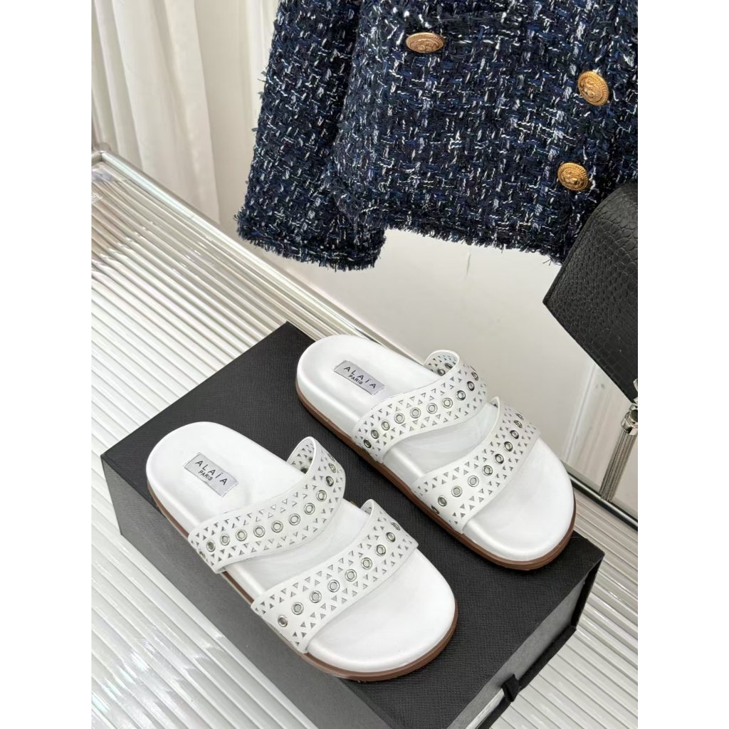 หนัง Alaia เปิดนิ้วเท้าปกเท้ารองเท้าแตะผู้หญิงสีขาว