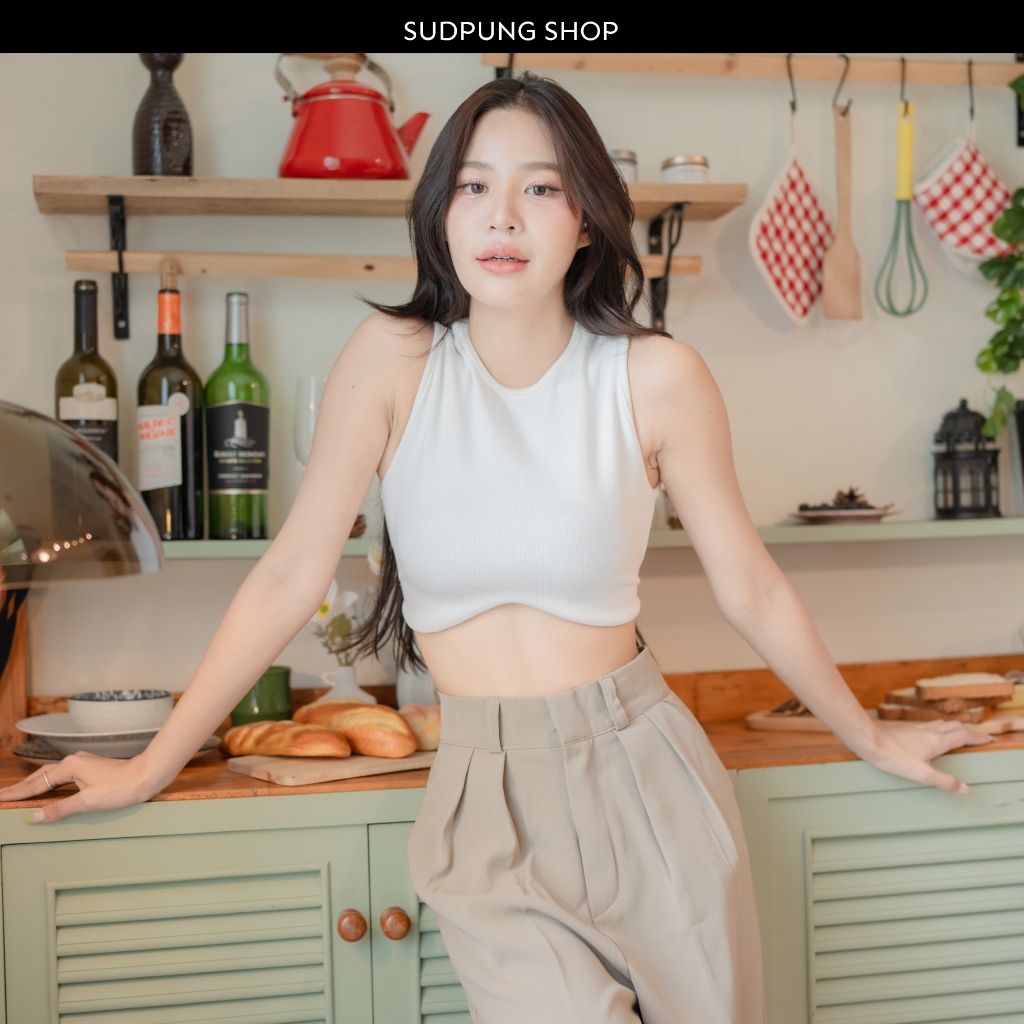 Cayla_SP013 เสื้อครอปผ้าร่อง เซ็กซี่เบาๆ เว้าหน้าเป็นรูปหัวใจ มีซับใน ใส่สบาย แมทง่าย