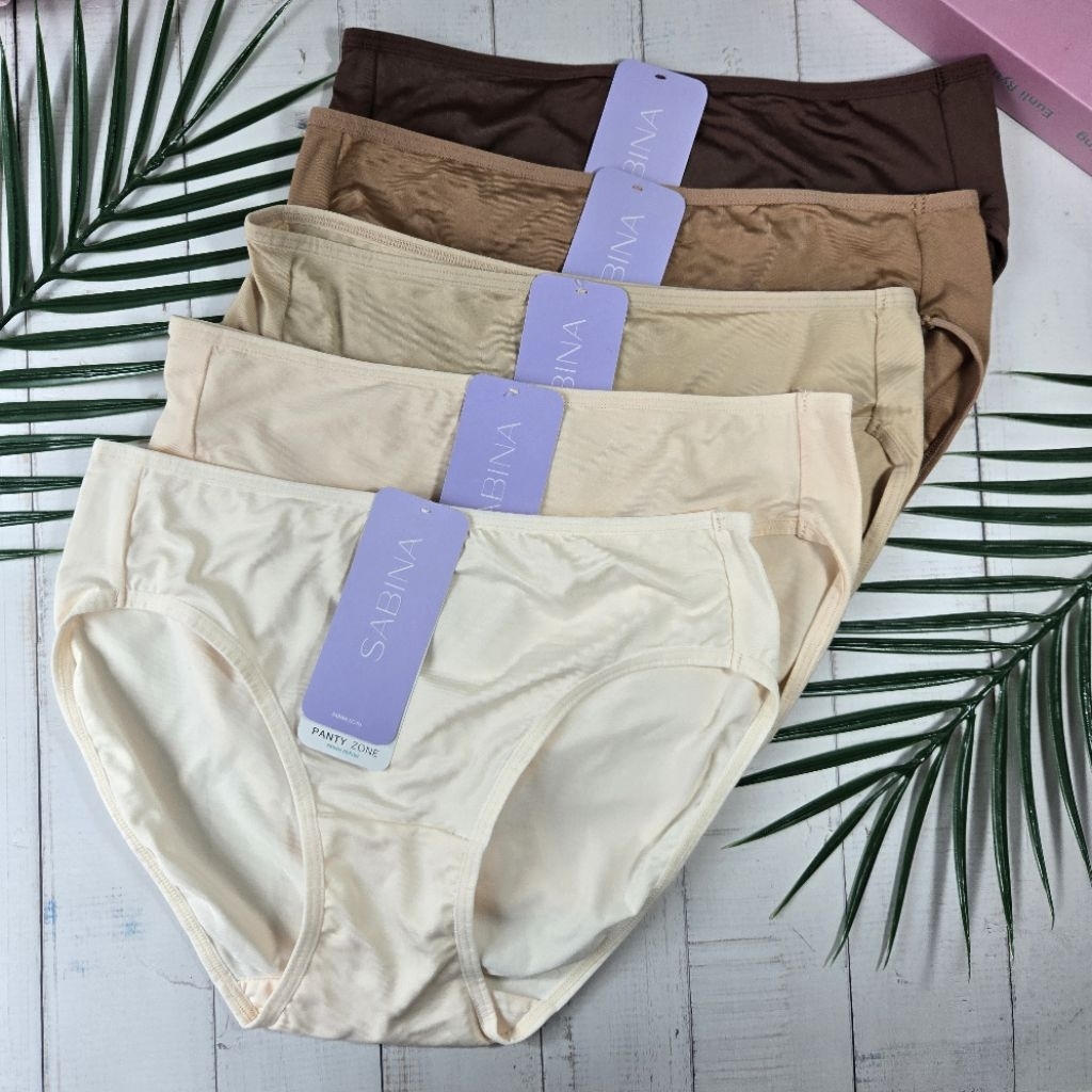 Sabina กางเกงชั้นใน รุ่น Panty Zone รหัส SUZ23021 มี M-3XL เอวต่ำ  fresh series นุ่ม เด้ง คอลลเจน