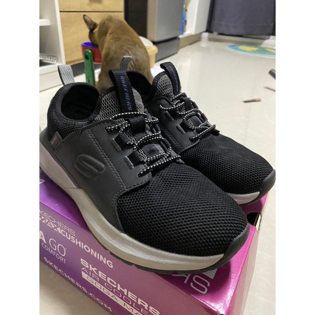 รองเท้า Sketcherโครตเท่ มือสอง