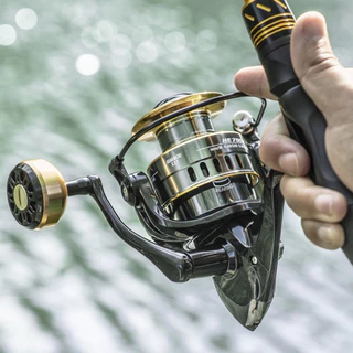 DAIWA อุปกรณ์รอกล้อหมุน reel รอกเบทตกปลา คันเบ็ดสปินนิ่ง รอกตกปลา ใช้งานง่ายน้ำหนักเบา แข็งแรง 50KG