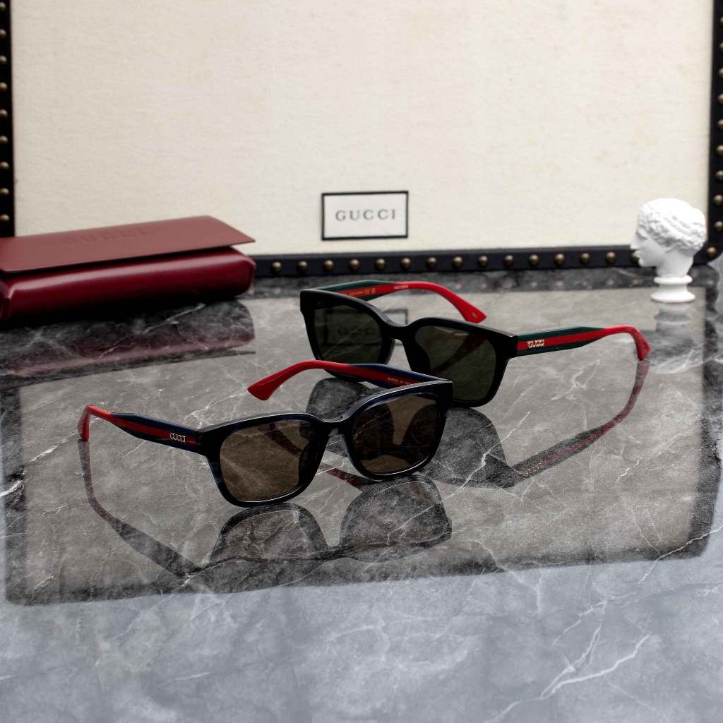 แว่นกันแดด GUCCI รุ่น  GG1872SK sz.56 (มีให้เลือก 2 สี)