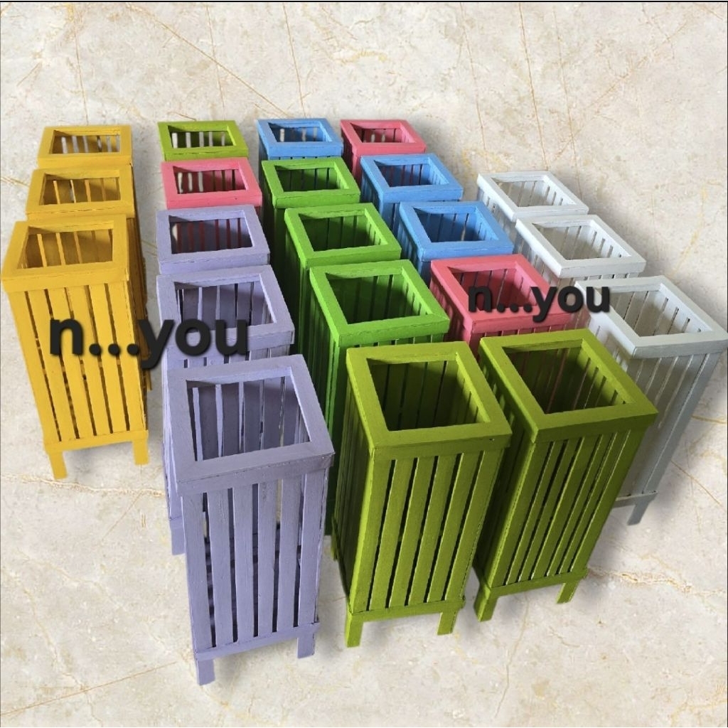 ตะกร้าใส่ไม้กวาด(สีสันเคลือบ)ใส่ร่ม ใส่ดอกไม้  งานไม้สักแท้% 23×23×58​