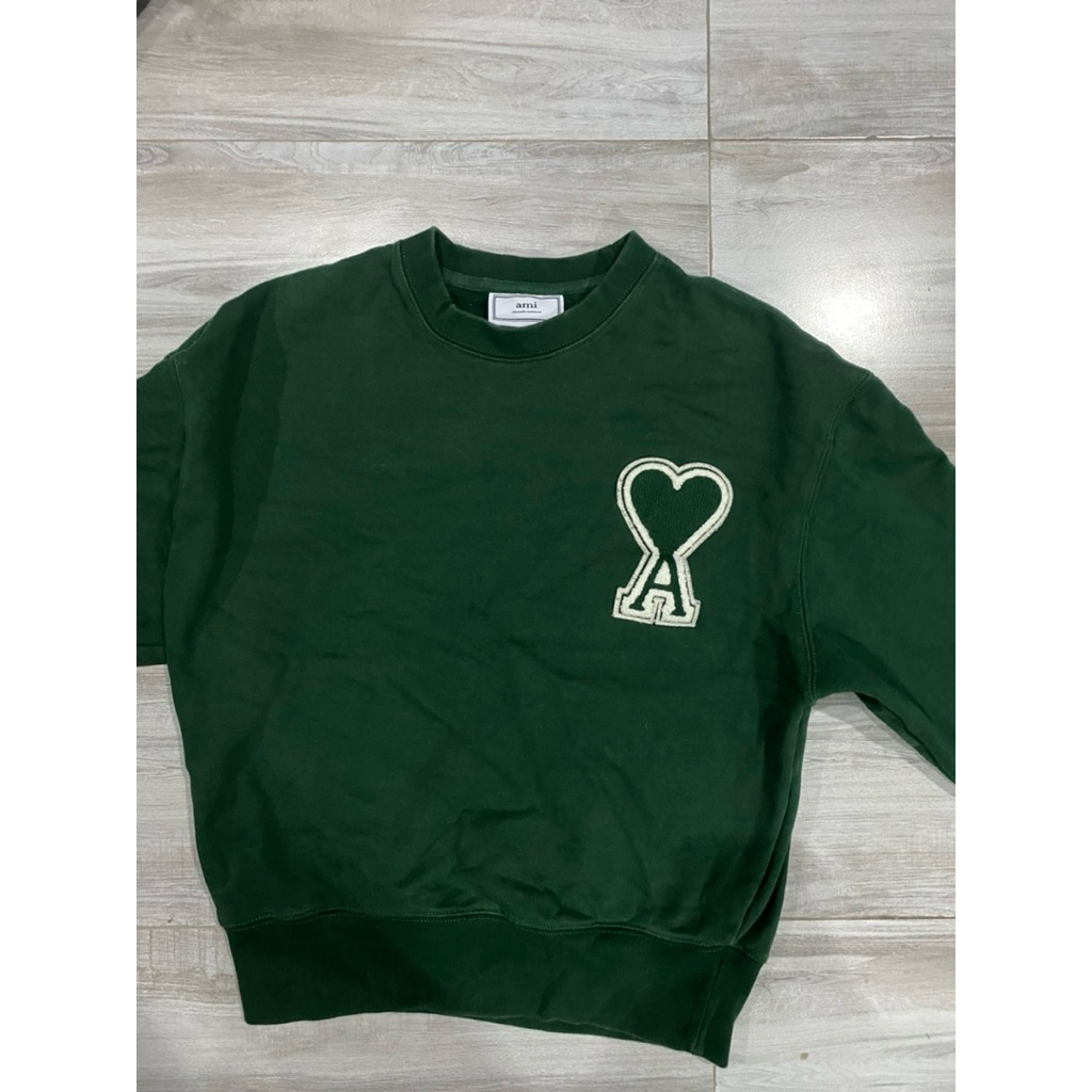 ami paris sweaterมือสอง