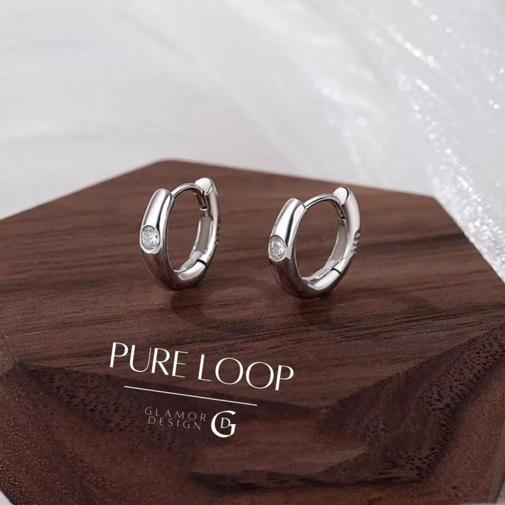 GLAMOR✨ต่างหู Pure Loop ตุ้มหูเพชร Zirconia ทรงเรียบหรู 925แท้ ดีไซน์โมเดิร์น ใส่สบาย