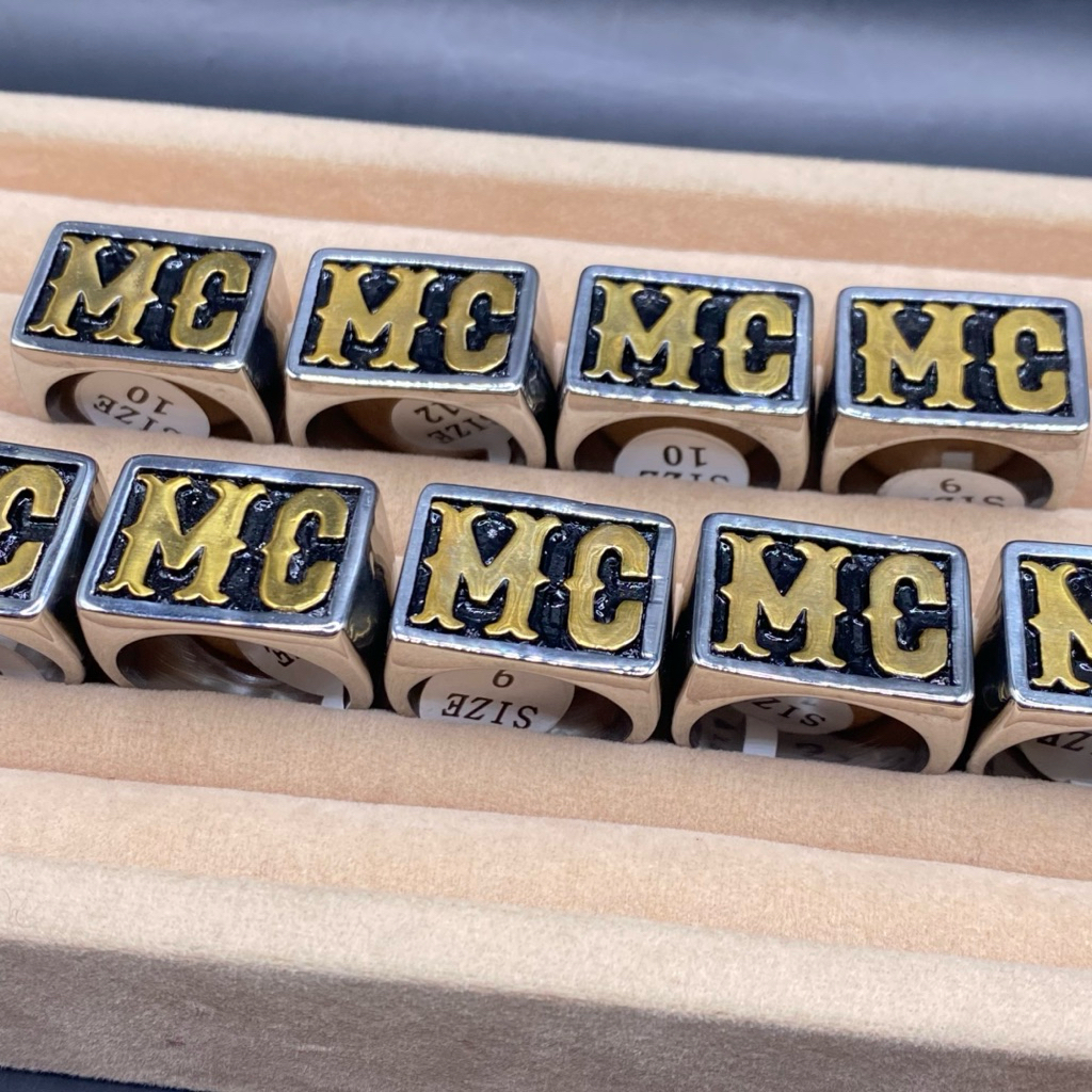 แหวน MC สีเงิน สแตนเลสแท้ สแตนเลสยิงเลเซอร์ งาน18 k ไม่ลอก ไม่ดำ