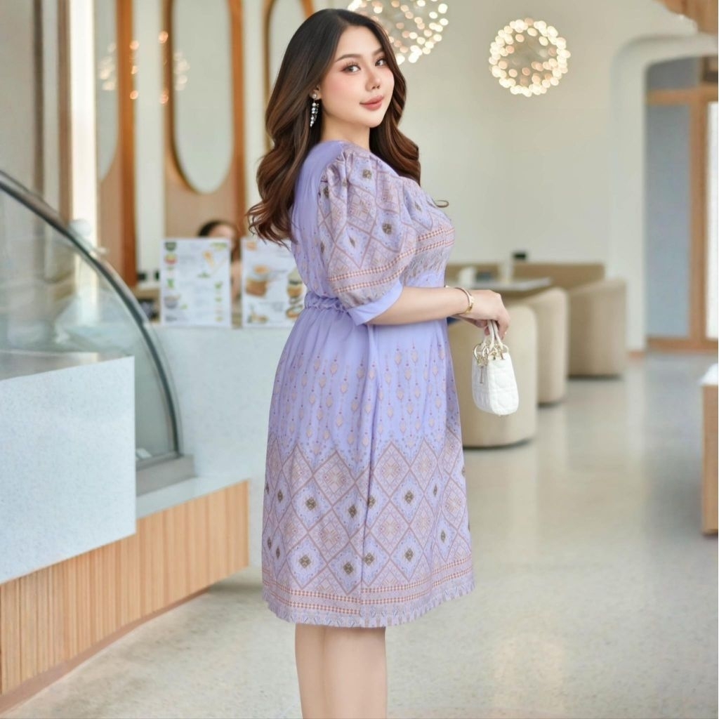 เดรสลายไทย อก42-60นิ้ว ไซส์ใหญ่ พิมพ์ลายไทย แขนตุ๊กตา ผ้าคลัช ยางยืดหลัง สีสวยมาก ชุดครู งานบุญ สาวอวบ MG25-0 - รูปที่ 3