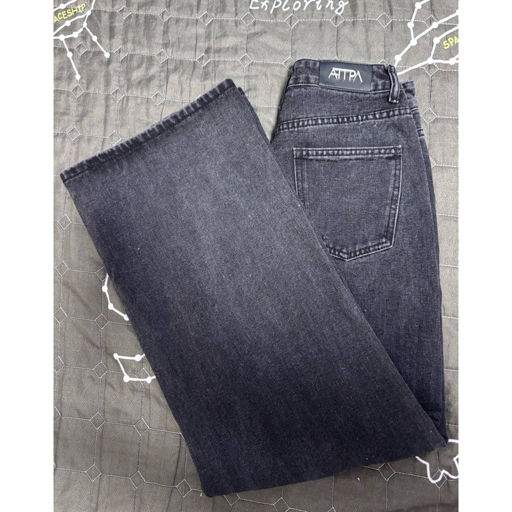 กางเกงยีนส์ ไซส์ S สีดำฟอก ATIPA