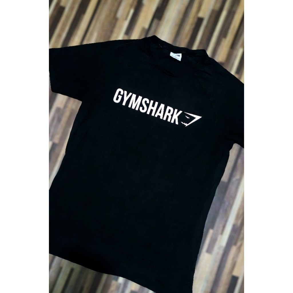 เสื้อ Gymshark🦈 มือสอง สภาพดี มีป้าย/แท็กครบ💯