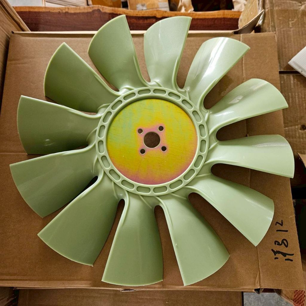 ใบพัดลม 12ก้าน เครื่องยนต์ 4TNV94 แบบดูด ยันม่าร์ แคท 312 ฮุนได R60-7 วอลโว่ EC55B ใบพัด อะไหล่รถแมค