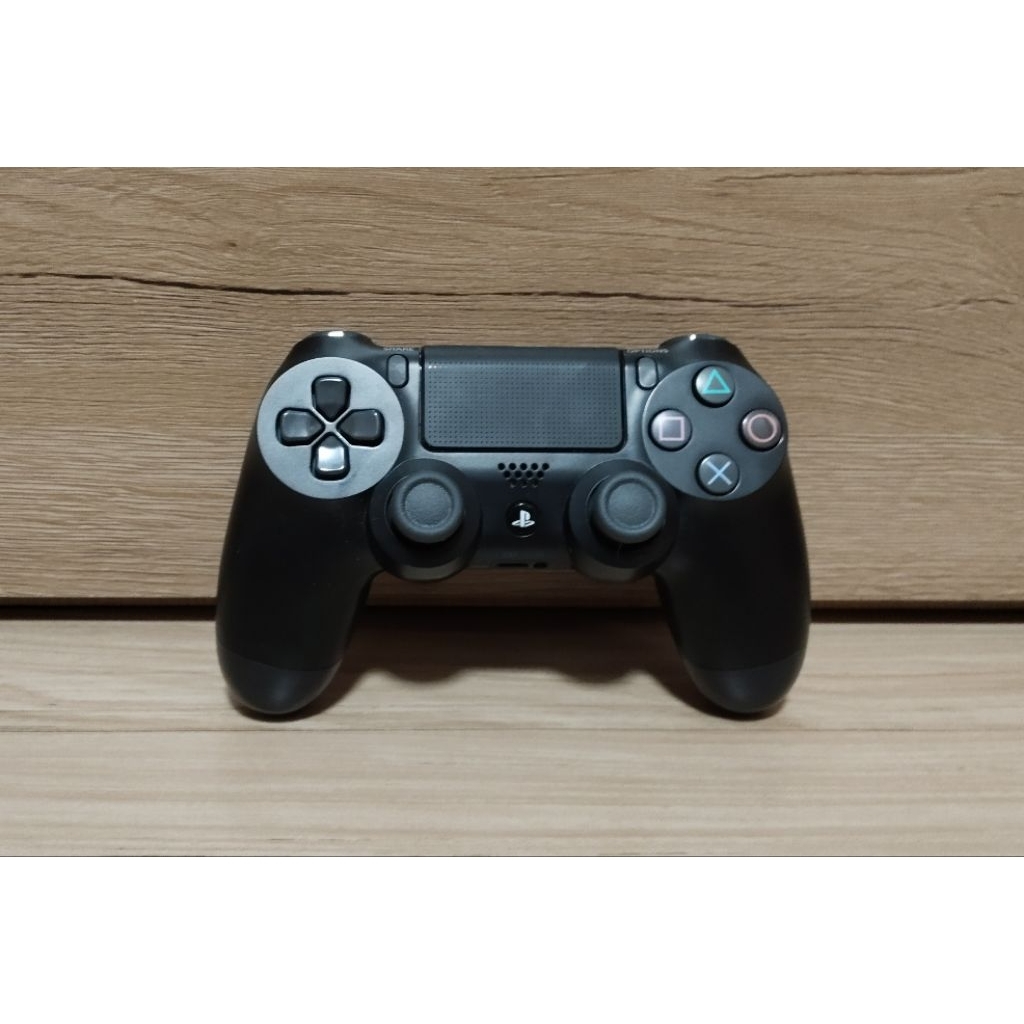 JOY (PS4) DualShock Gen 2 สีดำ ของแท้ ศูนย์ไทย จากห้างพารากอน