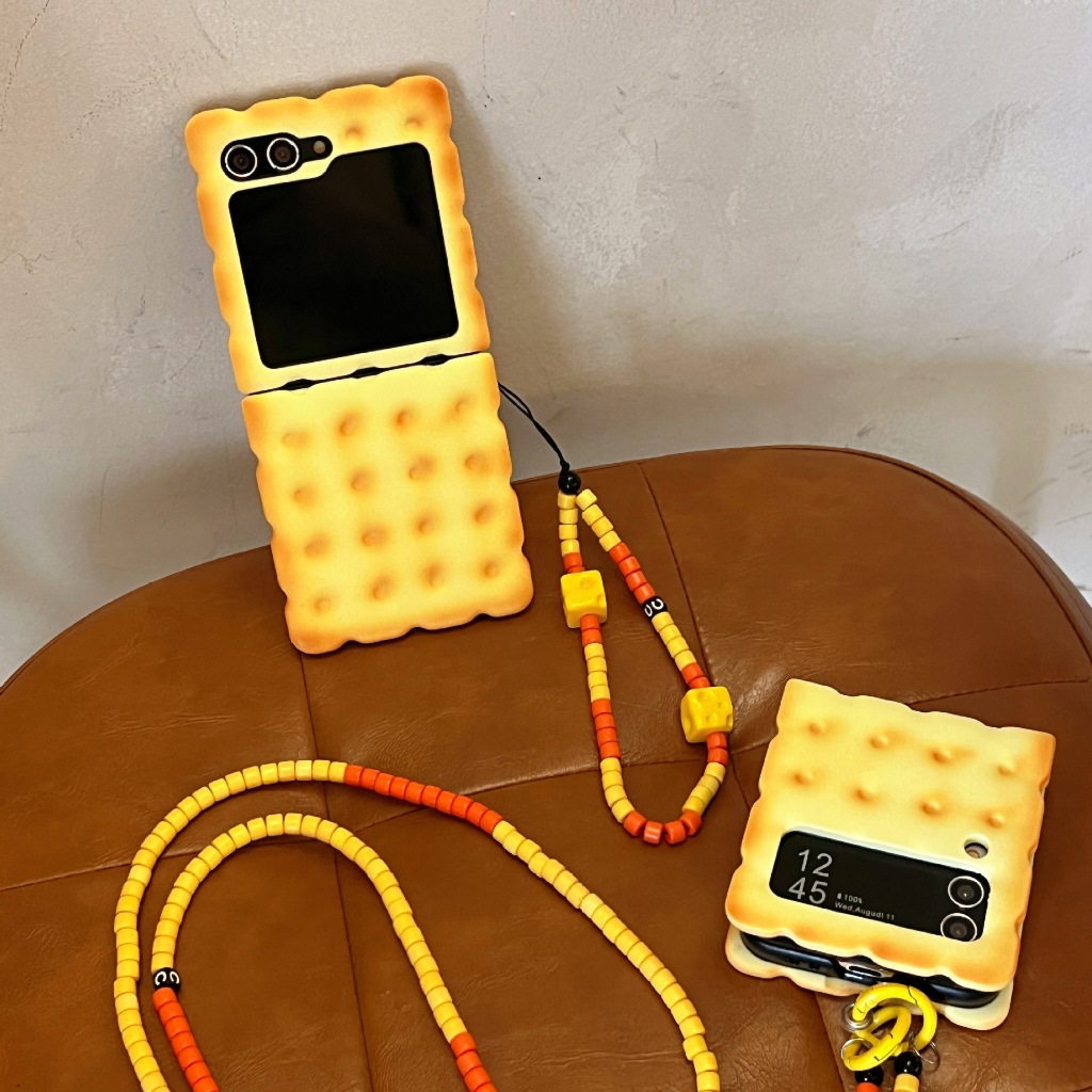 พร้อมส่งจากไทย ! เคสฟลิปแครกเกอร์ Soda Cracker (2401) เคสฟลิปการ์ตูน for Samsung Galaxy Z Flip6 Z Flip5 Flip4 Flip3 - รูปที่ 5