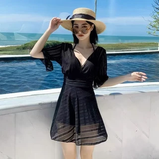 ชุดว่ายน้ำวันพีซ แฟชั่นเกาหลี กระโปรงเรียบ หุ่นเพรียวใส่แล้วมั่นใจ