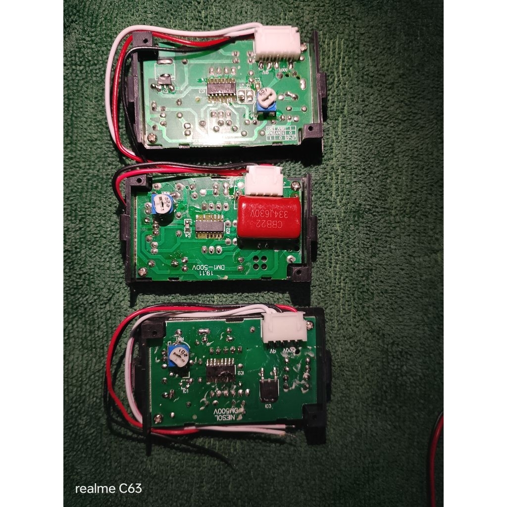 เครื่องวัดโวลท์ วัดแรงดันไฟตั้งแต่ AC/DC 4.5-500 Volt Battery Capacity Level Indicator Voltmeter LED