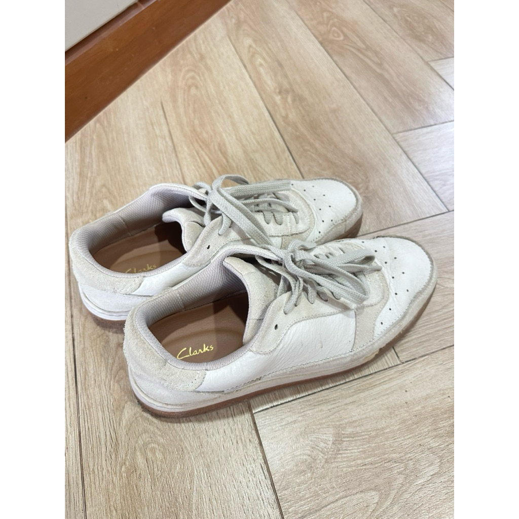 Clarks รองเท้า Clarks มือสอง