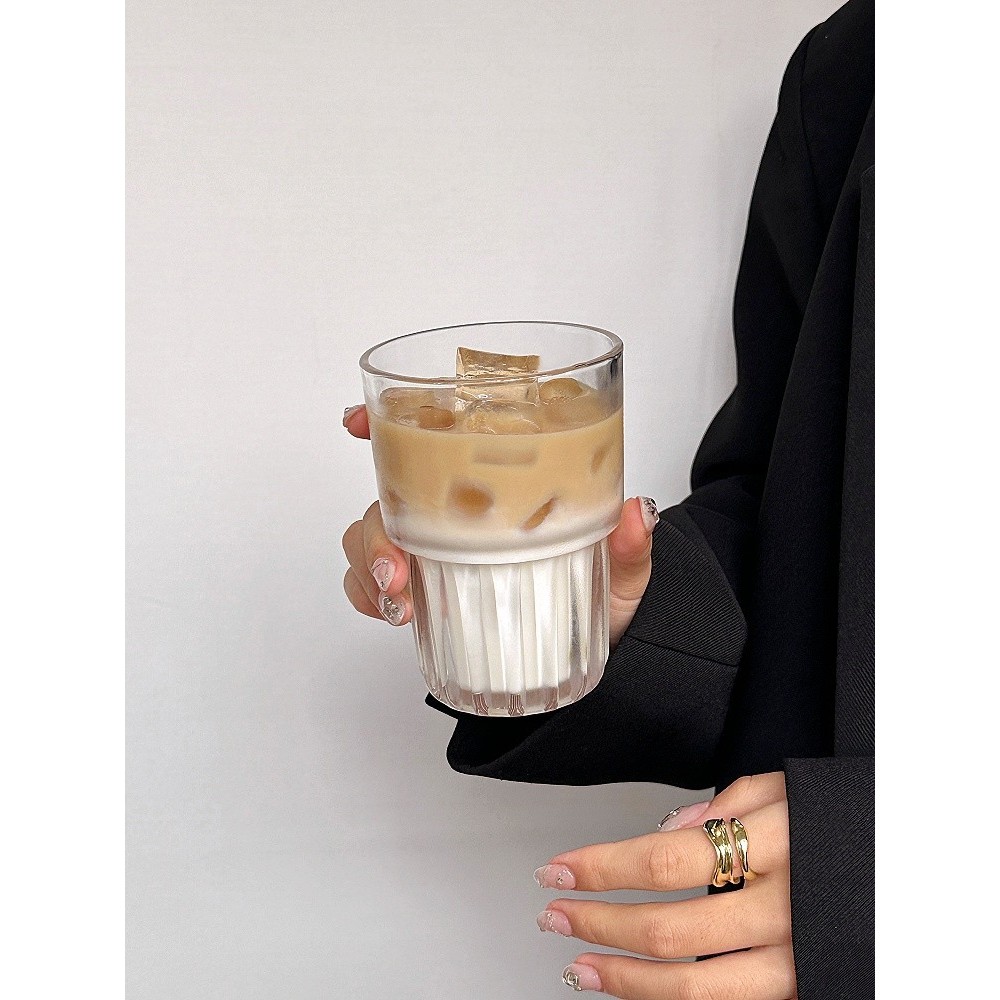 (พร้อมส่ง)แก้วกาแฟลายแนวตั้งเรียบง่าย แก้วน้ำ แก้วเครื่องดื่มน่ารัก 350ml. - รูปที่ 3